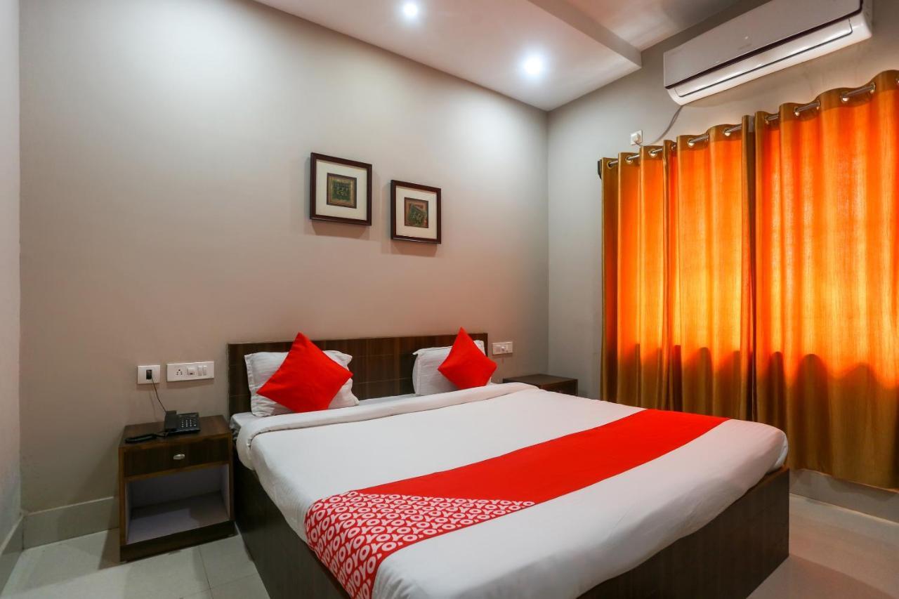 Oyo 61586 Hotel Narmada Bhavan Puri Exterior foto